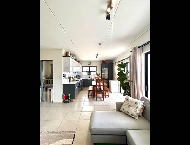 3 BEDROOM PROPERTY TO RENT IN THE HUNTSMAN